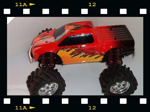 E MAXX électrique
